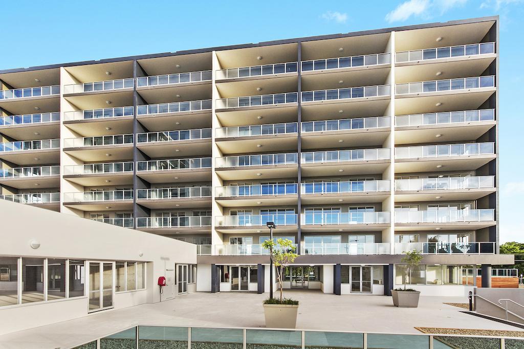 טאונסביל Allure Hotel & Apartments מראה חיצוני תמונה