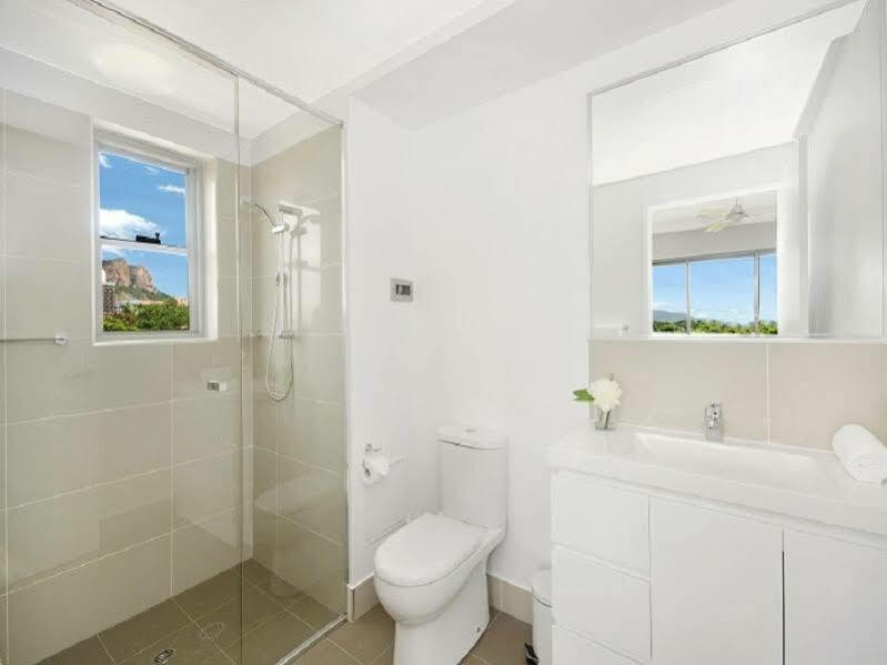 טאונסביל Allure Hotel & Apartments מראה חיצוני תמונה